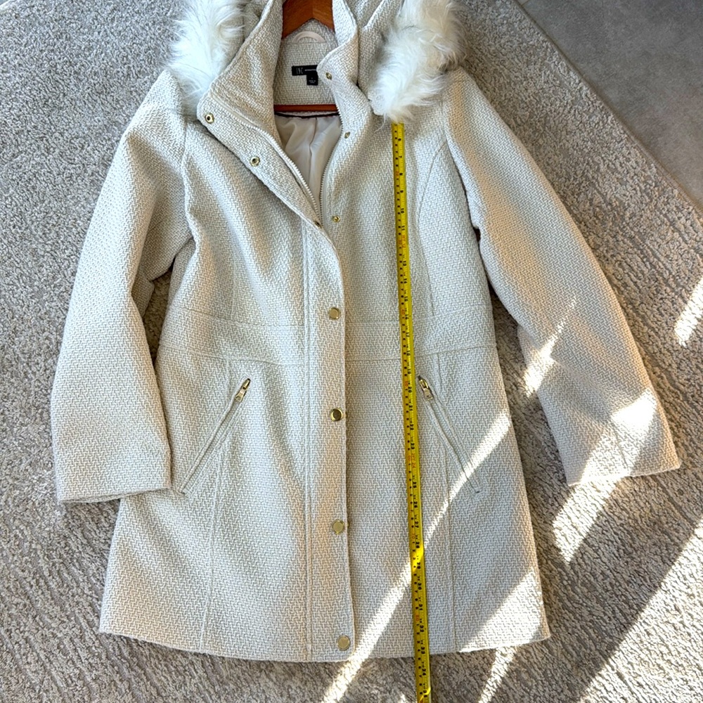 *LIKE NEW* Women's I.N.C International Concepts Cream Tweed Winter Coat - Size L - Picture 12 of 14